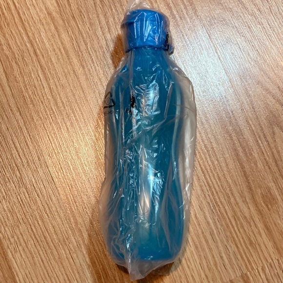 Tupperware Other - NEW Tupperware Waterbottle ECO